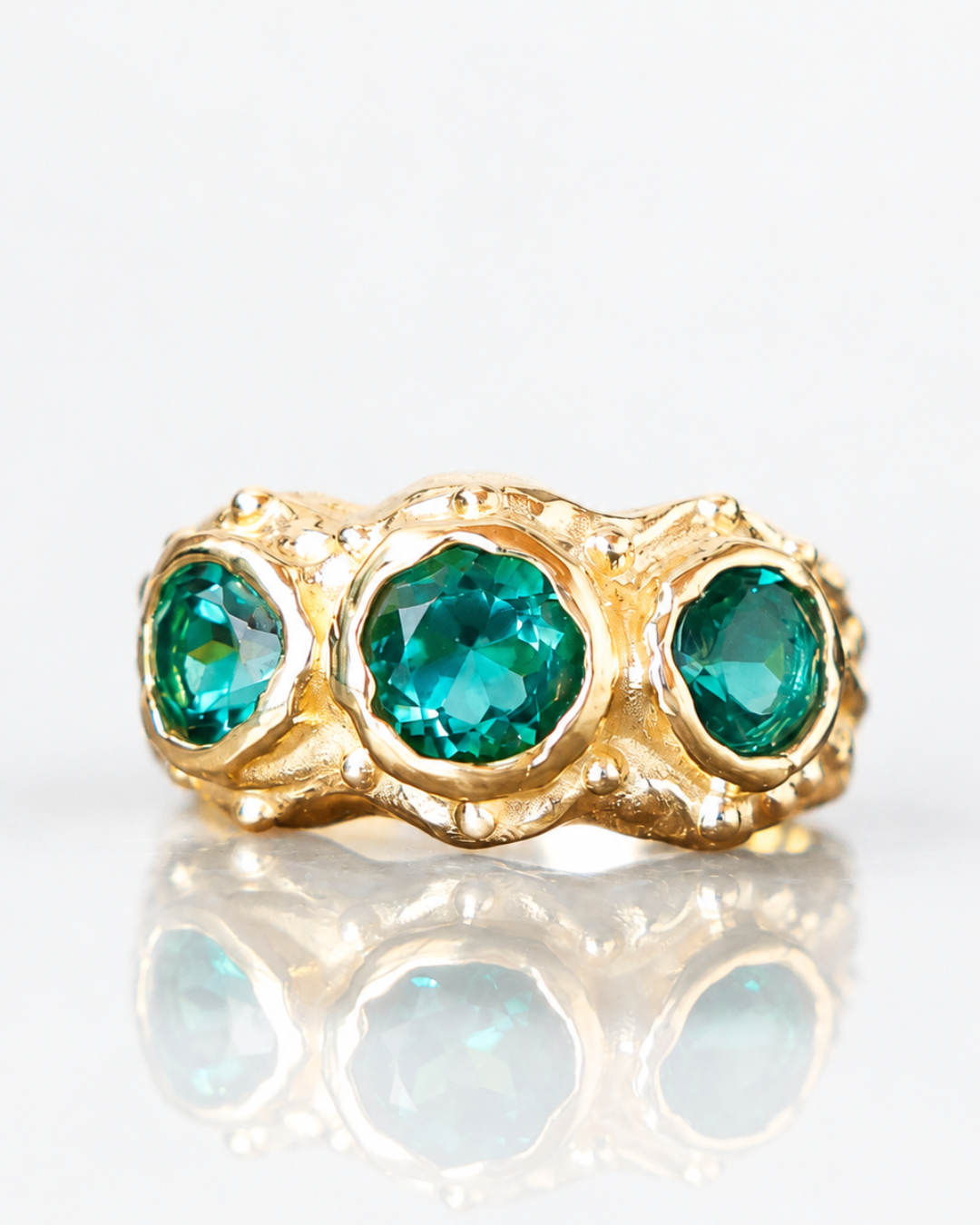 ANILLO SOLENE ORO Y CUARZOS VERDES