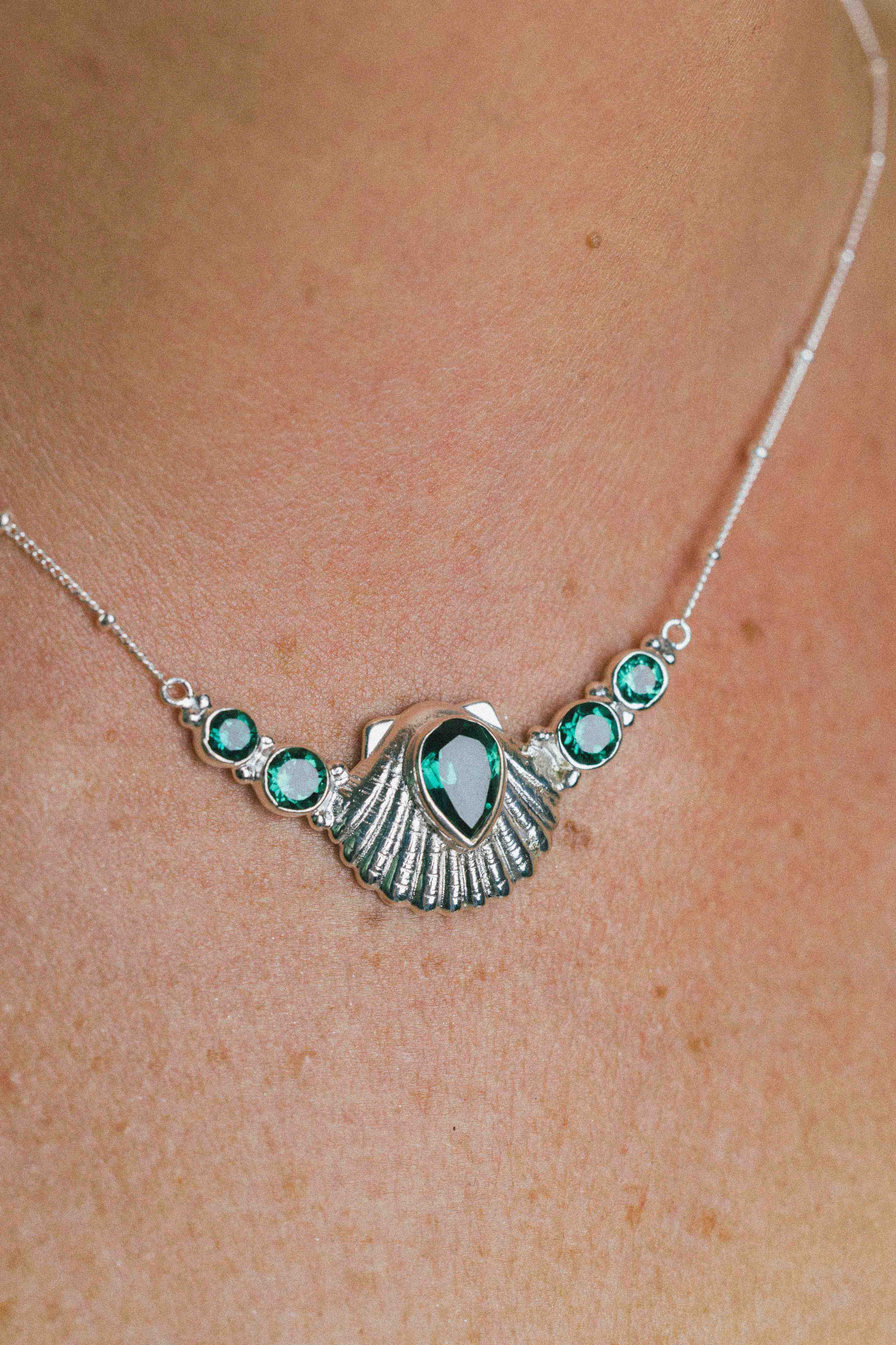 COLLAR CONMIISANKA DE PLATA DE CUARZO VERDE