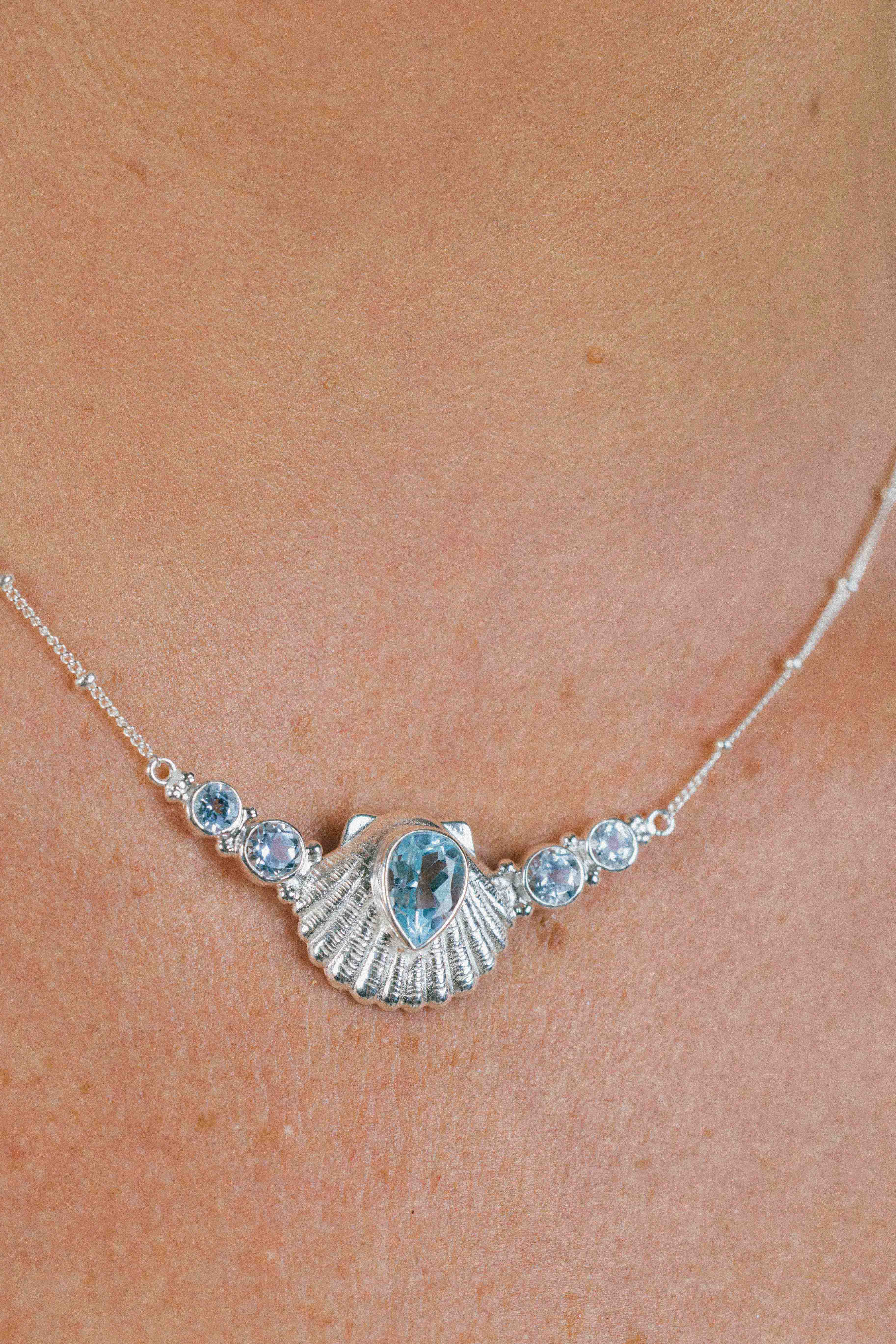 COLLAR CONMIISANKA DE PLATA DE TOPACIO CELESTE