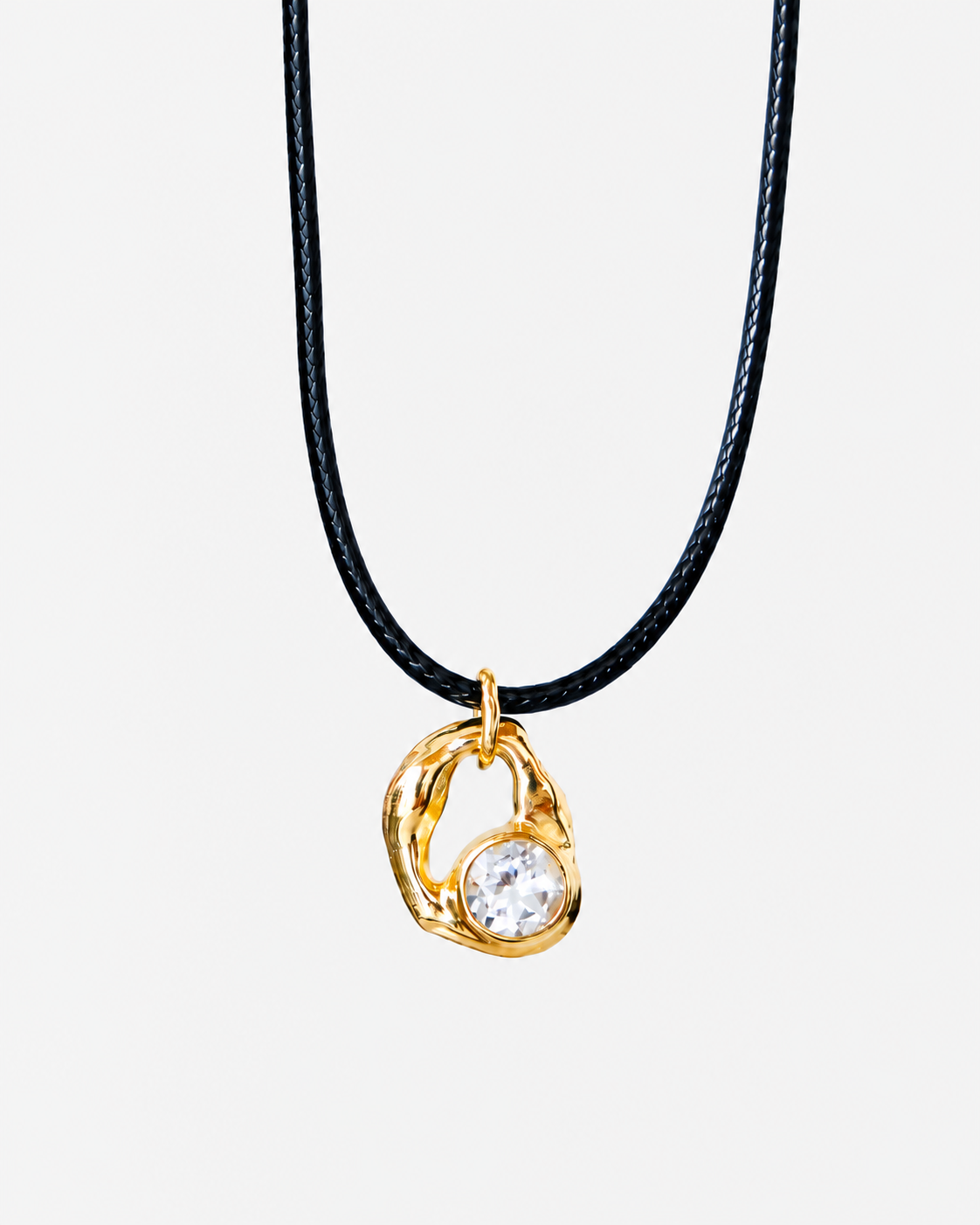 COLLAR SELES ORO Y TOPACIO BLANCO