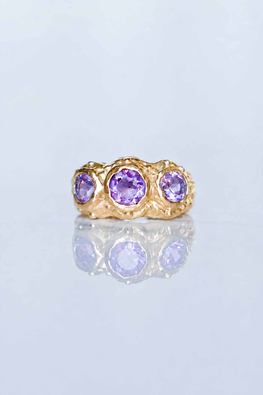 ANILLO SOLENE ORO Y AMATISTAS