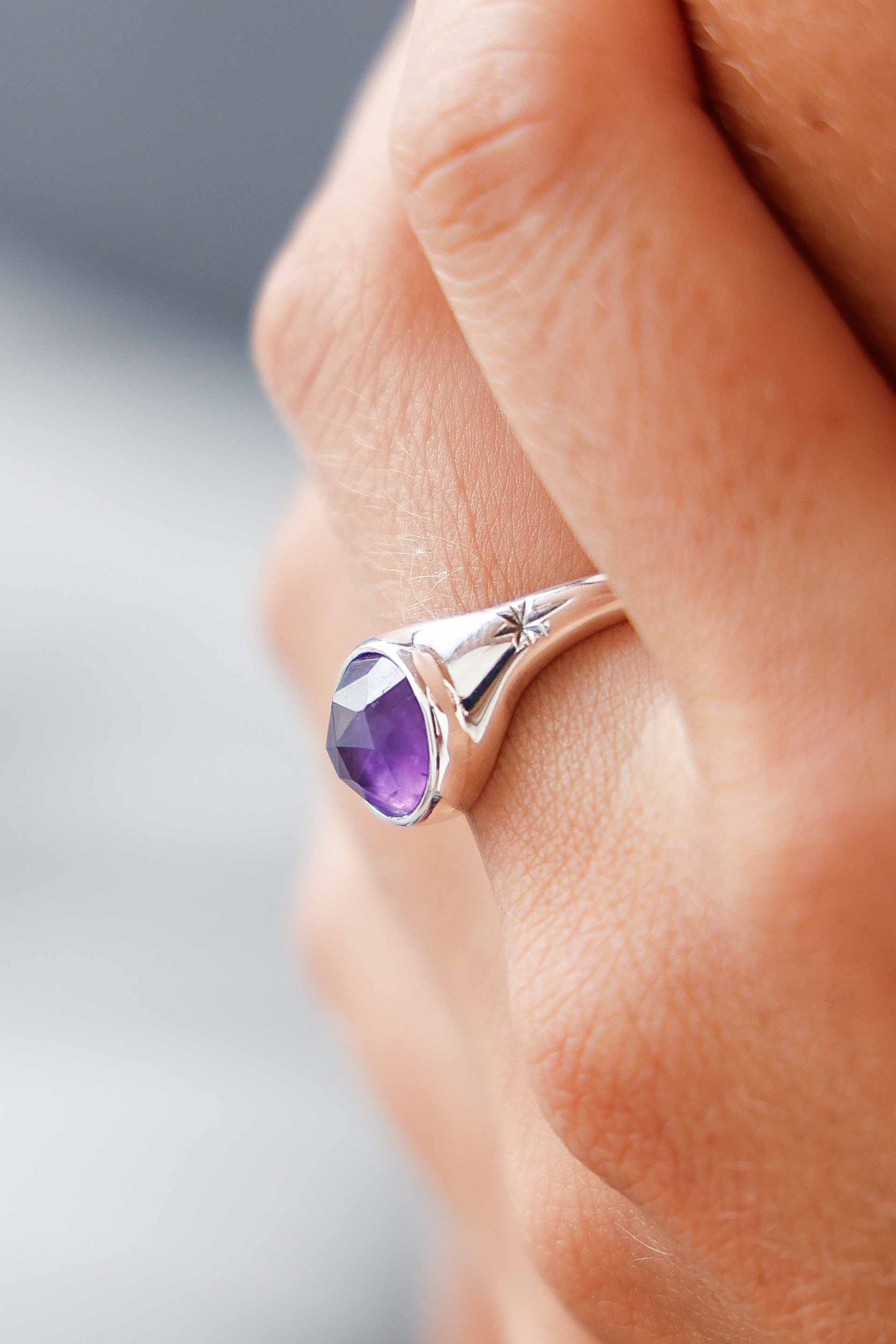 ANILLO GALAXY AMATISTA