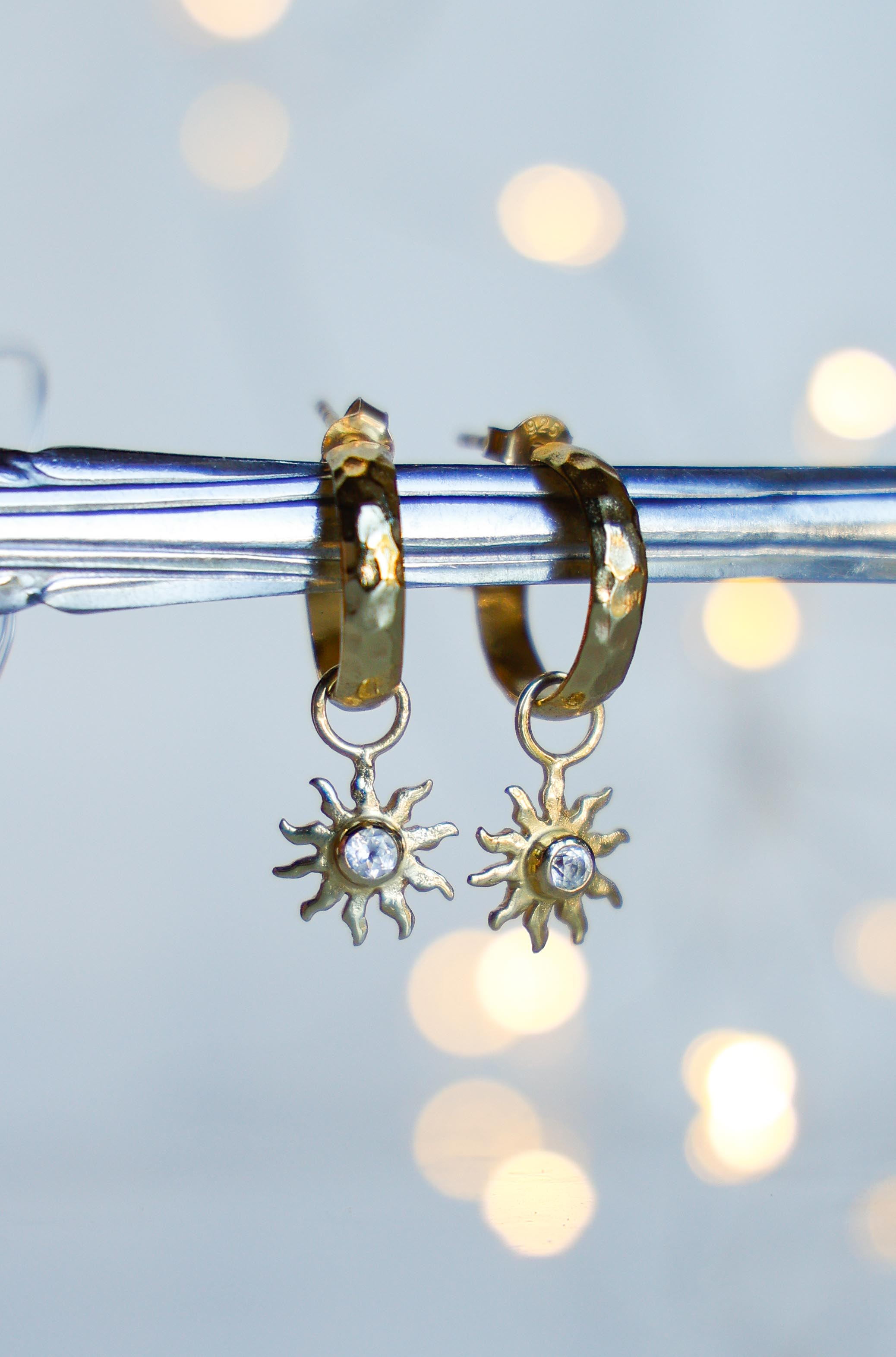 AROS AUREA GOLD Y TOPACIO BLANCO
