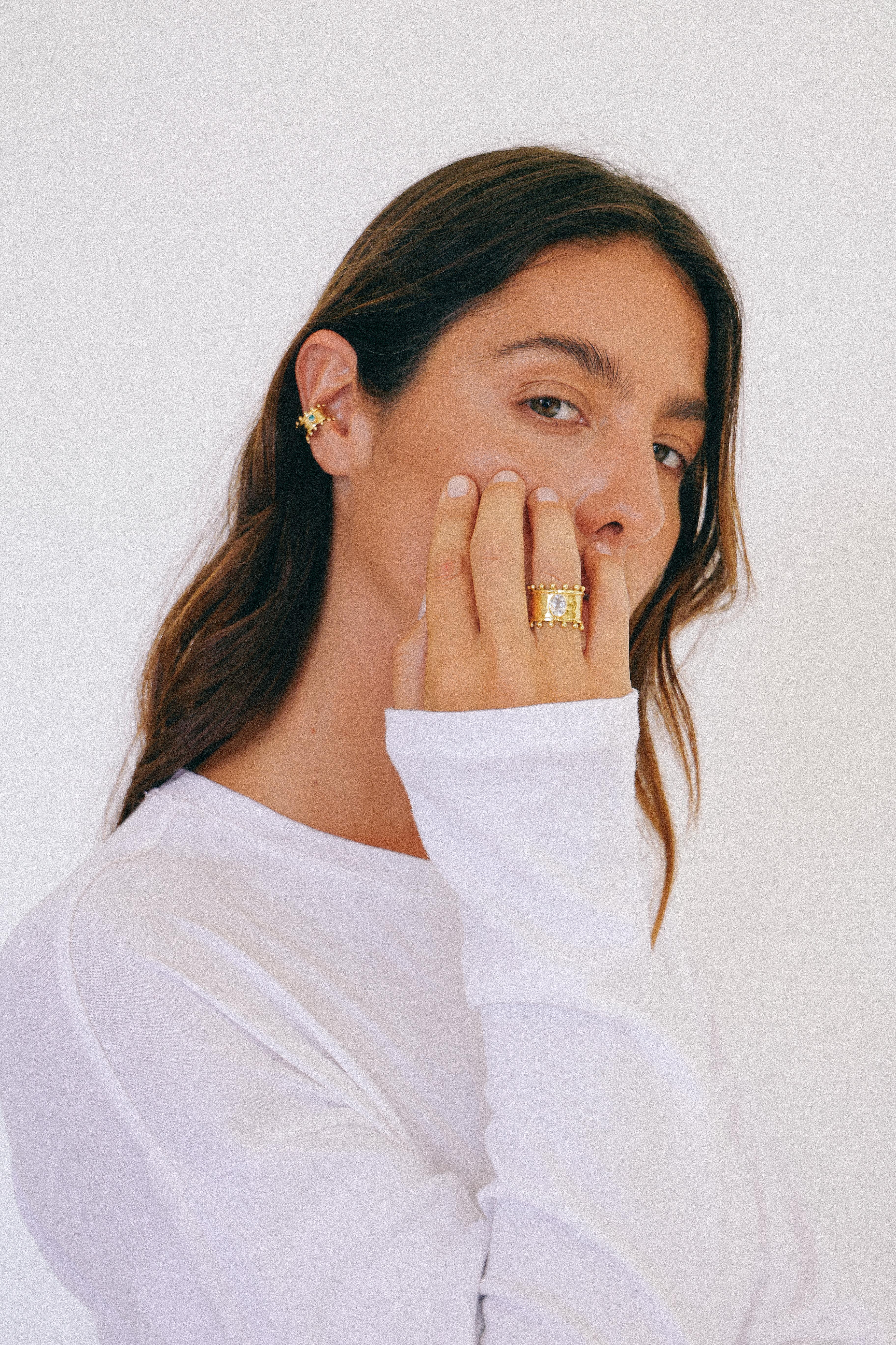 ARO EARCUFF ETER GOLD Y CUARZO VERDE