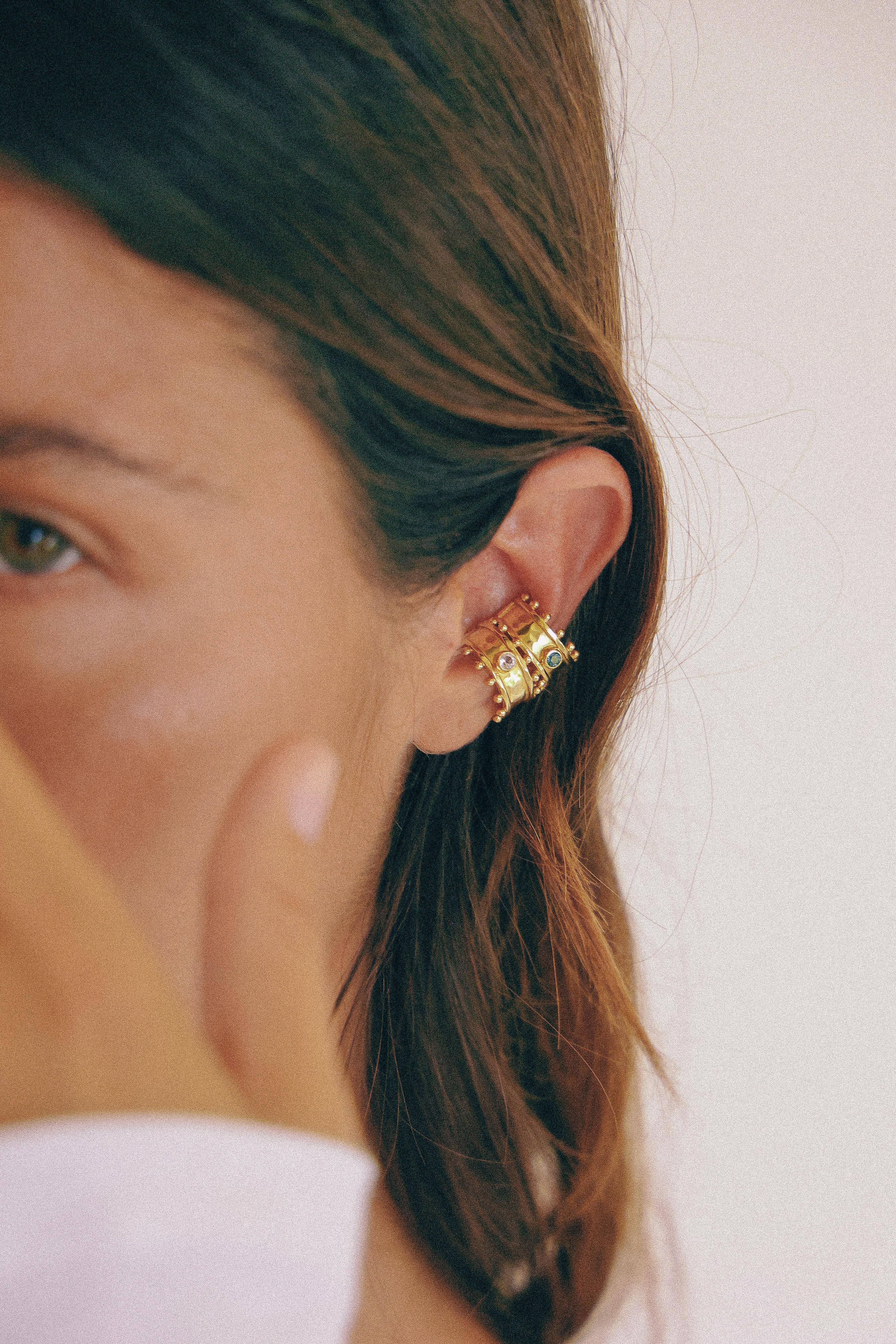 ARO EARCUFF ETER GOLD Y CUARZO VERDE