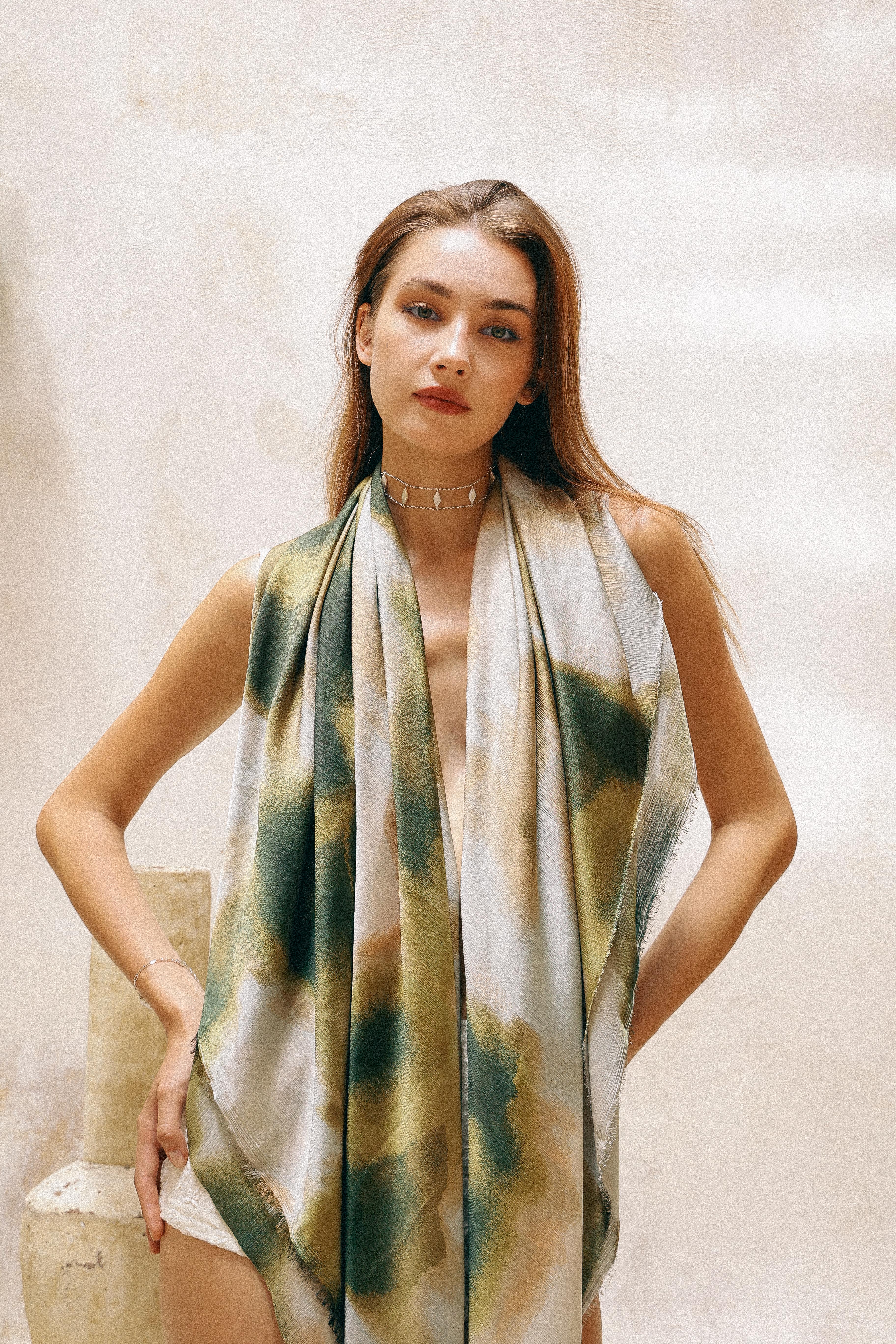 COLLAR CHOKER DE PLATA Y PERLAS ROMBO