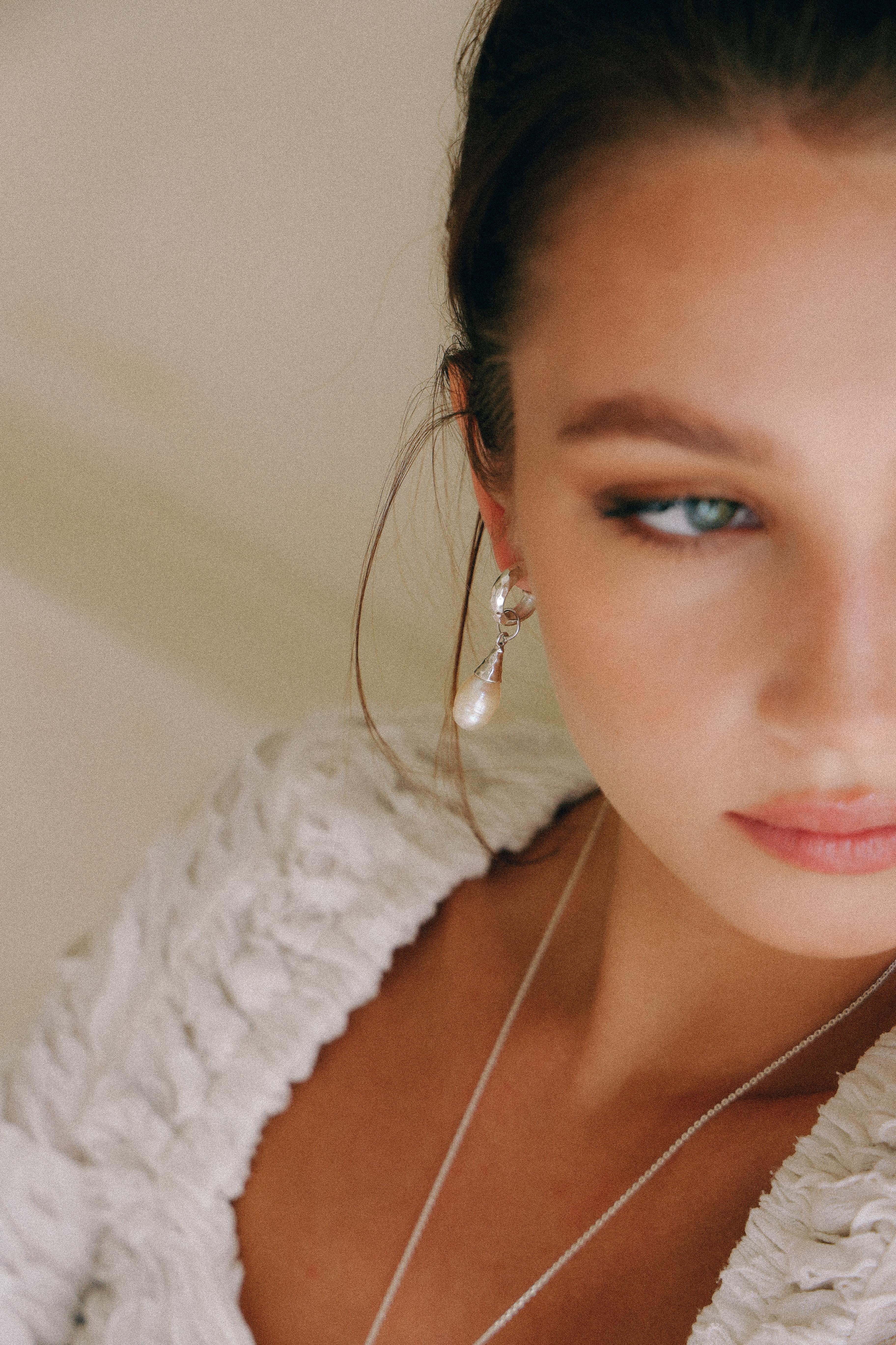 AROS HOOPS MADRE PERLA DE PLATA