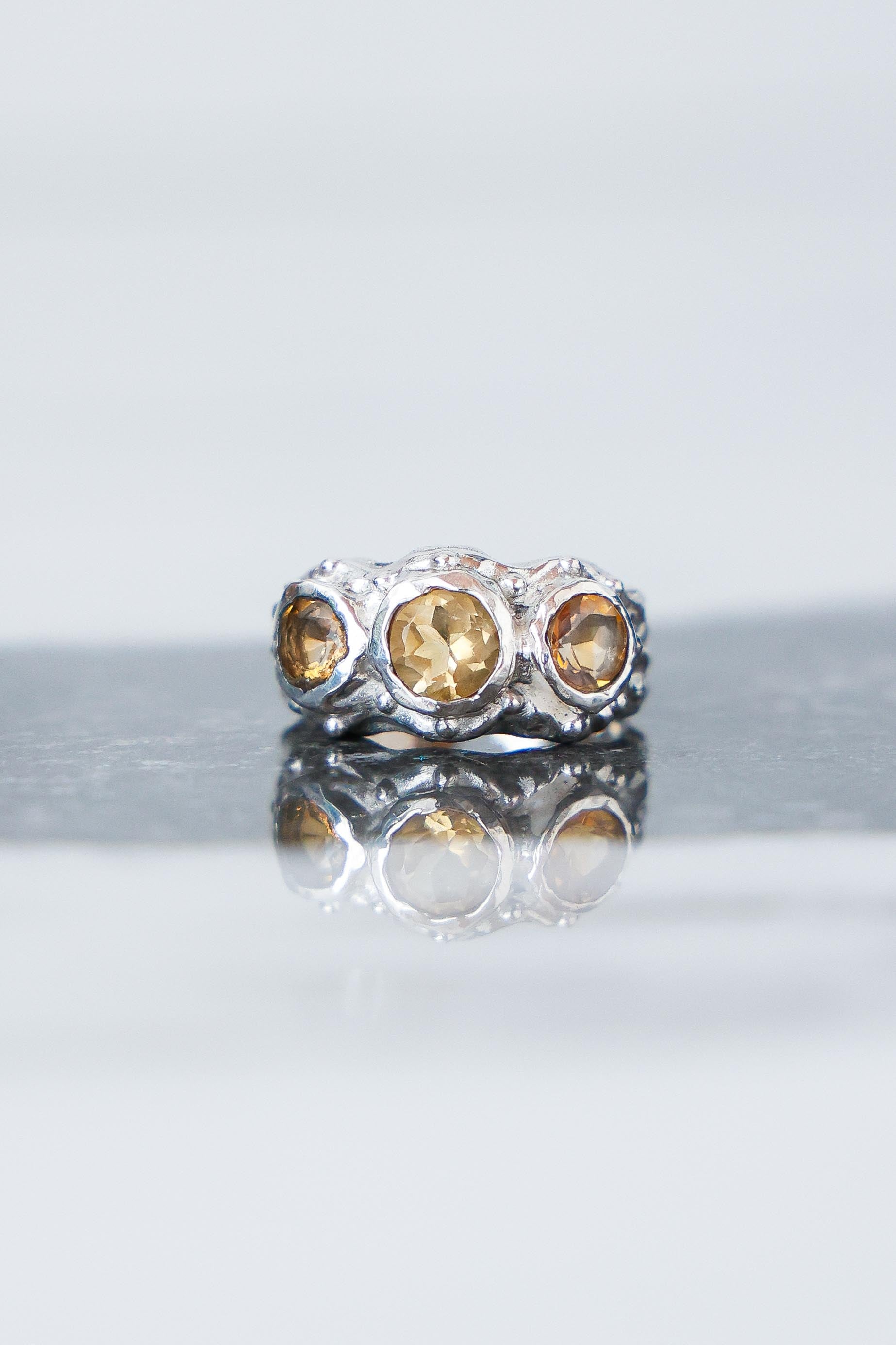 ANILLO SOLENE DE PLATA Y CITRINOS