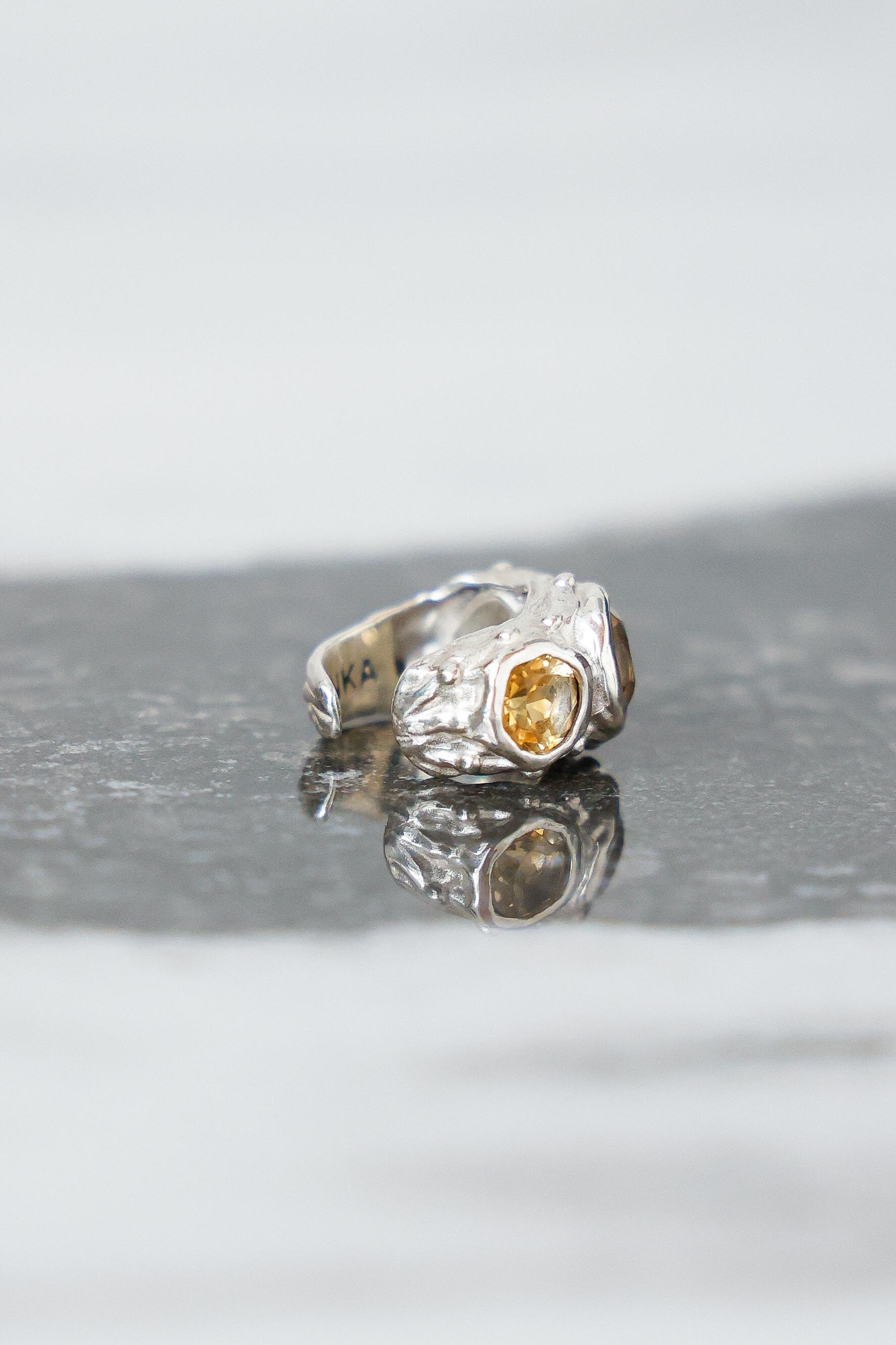 ARO EARCUFF SOLENE DE PLATA Y CITRINO