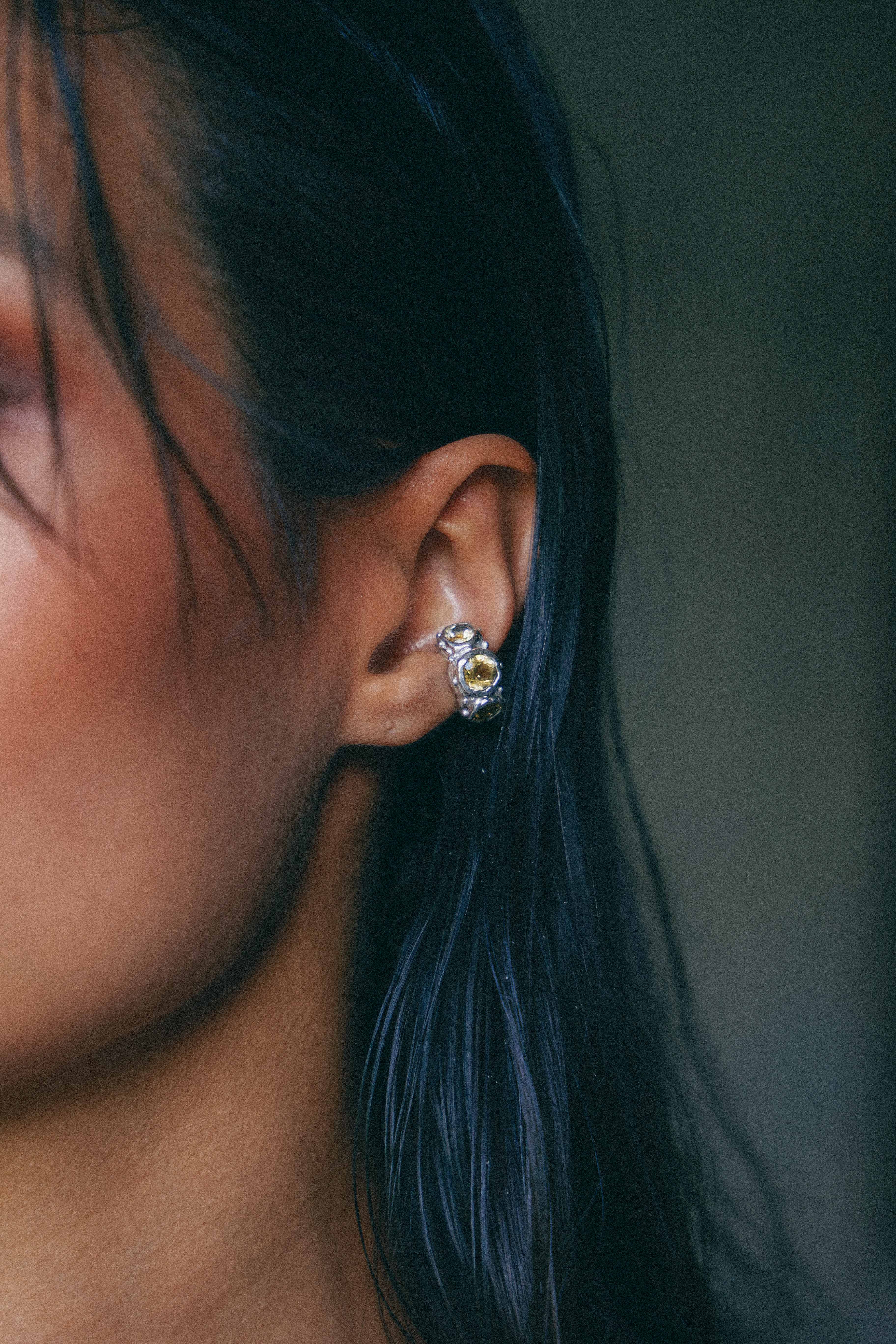 ARO EARCUFF SOLENE DE PLATA Y CITRINO