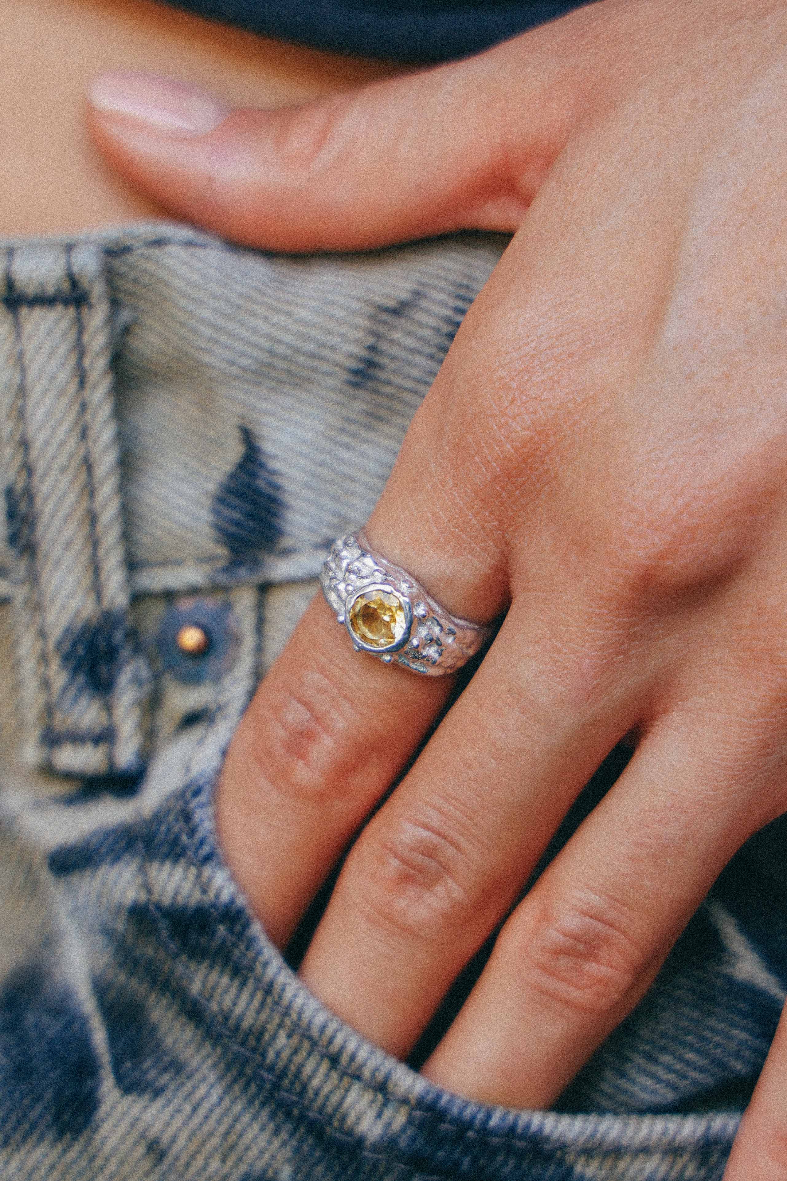 ANILLO SELES DE PLATA Y CITRINO