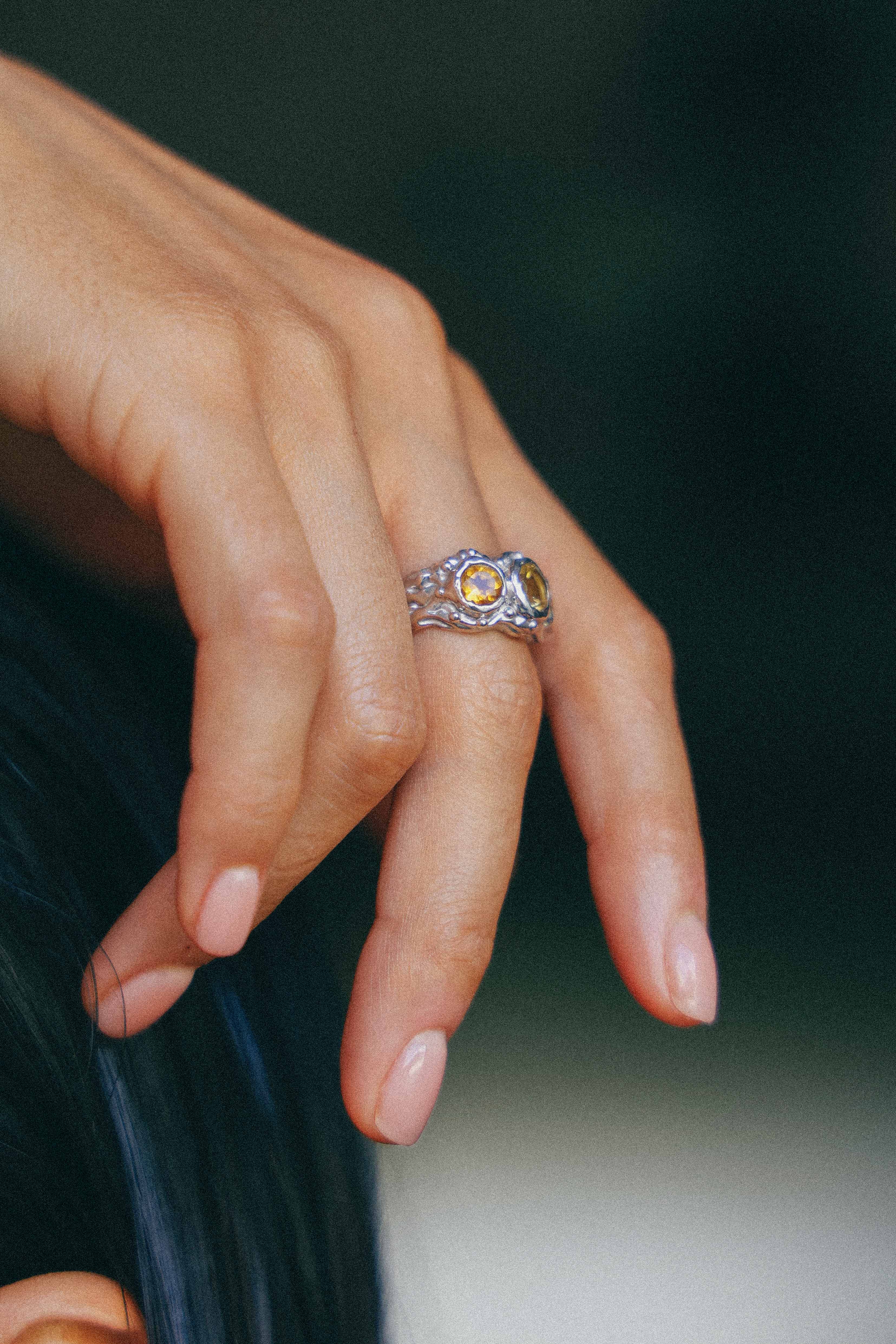 ANILLO SOLENE DE PLATA Y CITRINOS