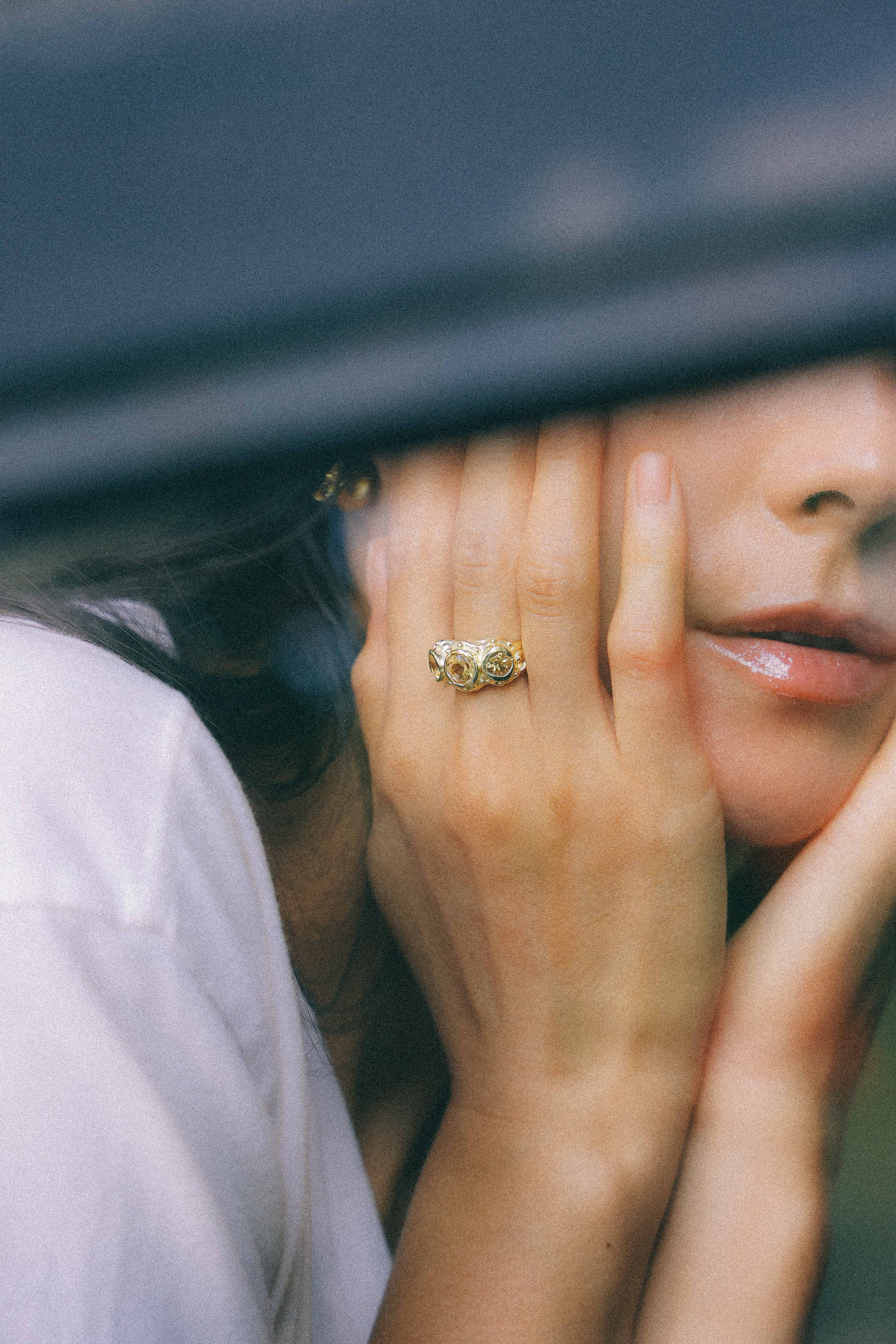 ANILLO SOLENE ORO Y CITRINOS