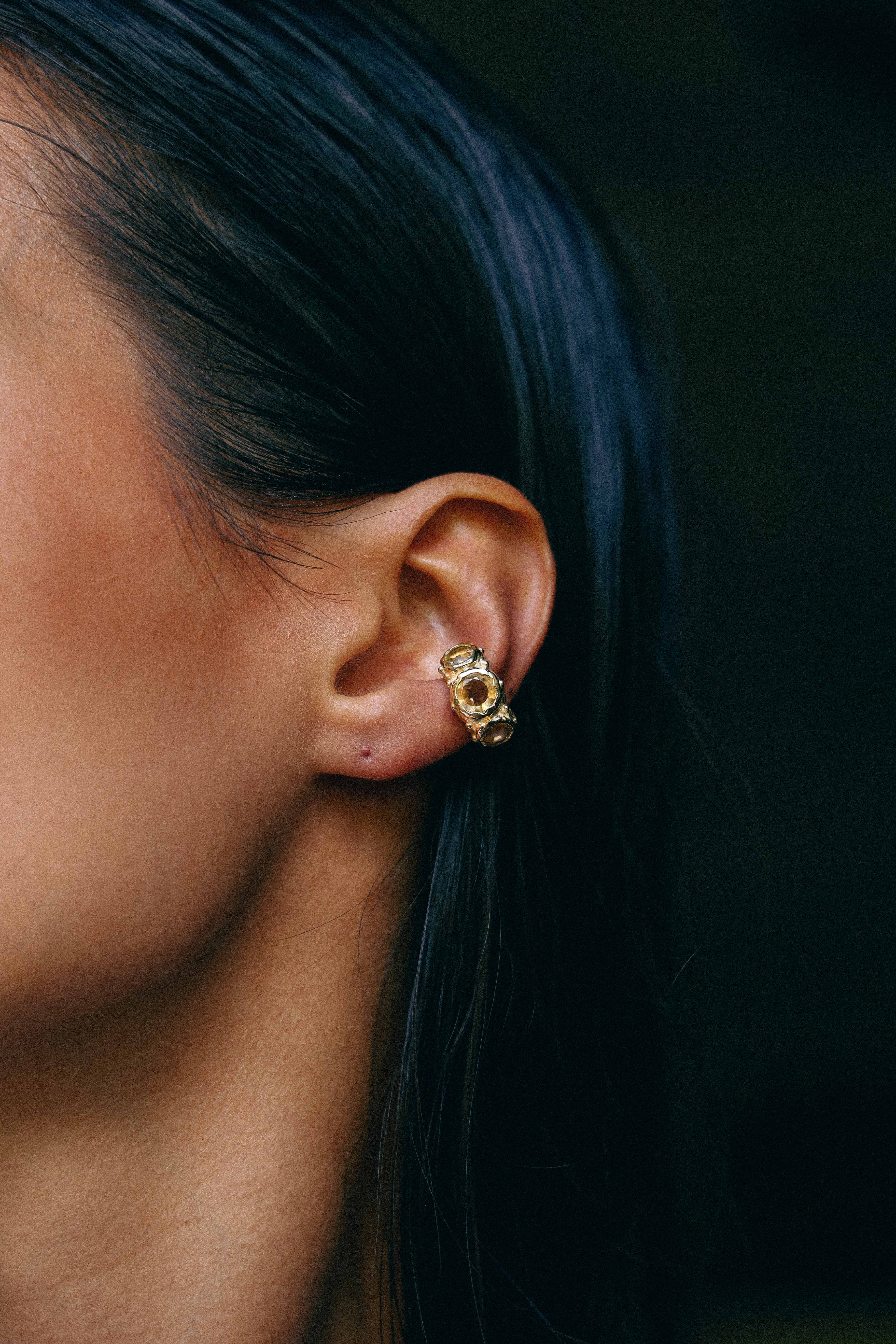 ARO EARCUFF SOLENE ORO Y CITRINO