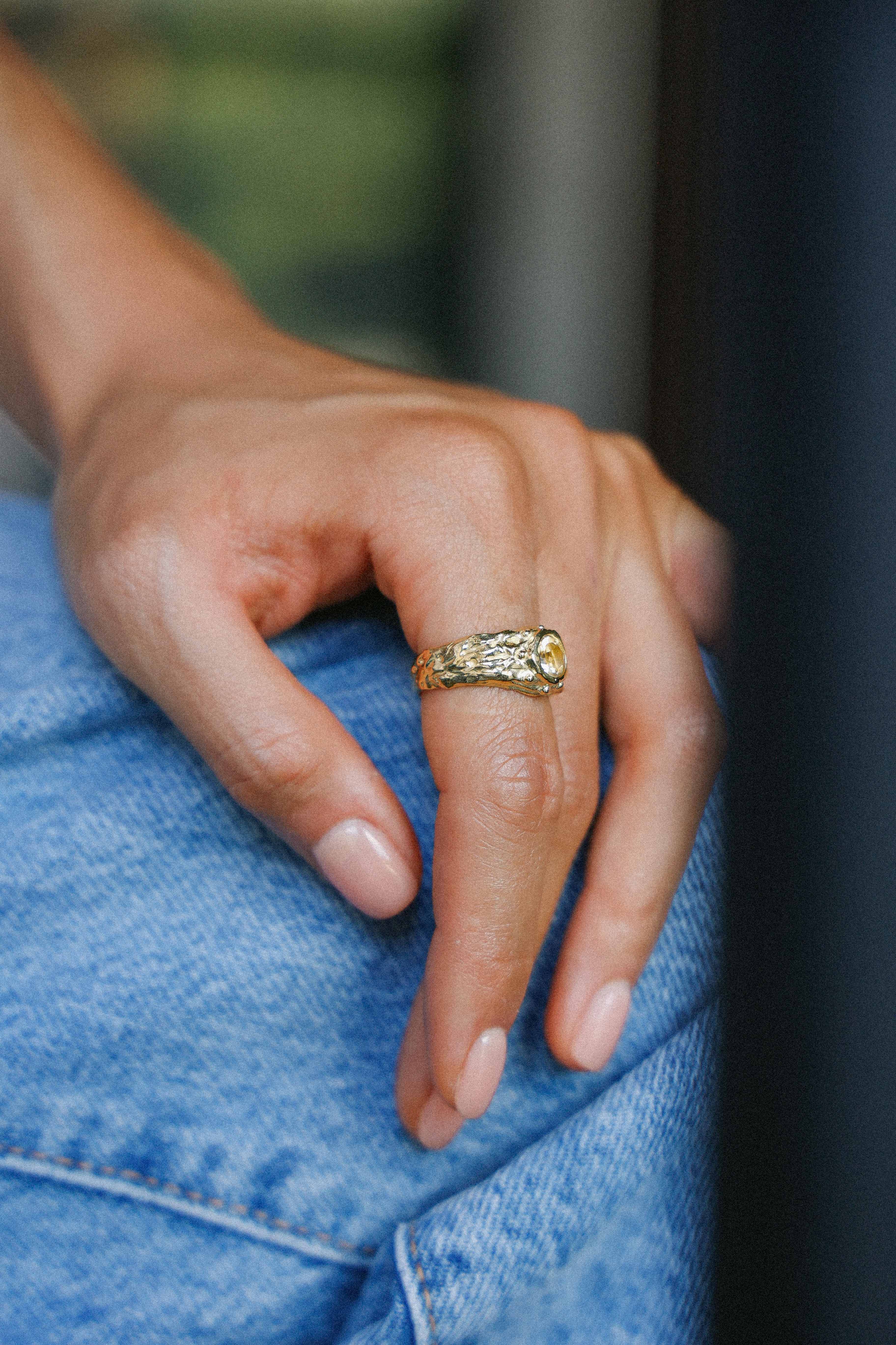 ANILLO SELES ORO Y CITRINO