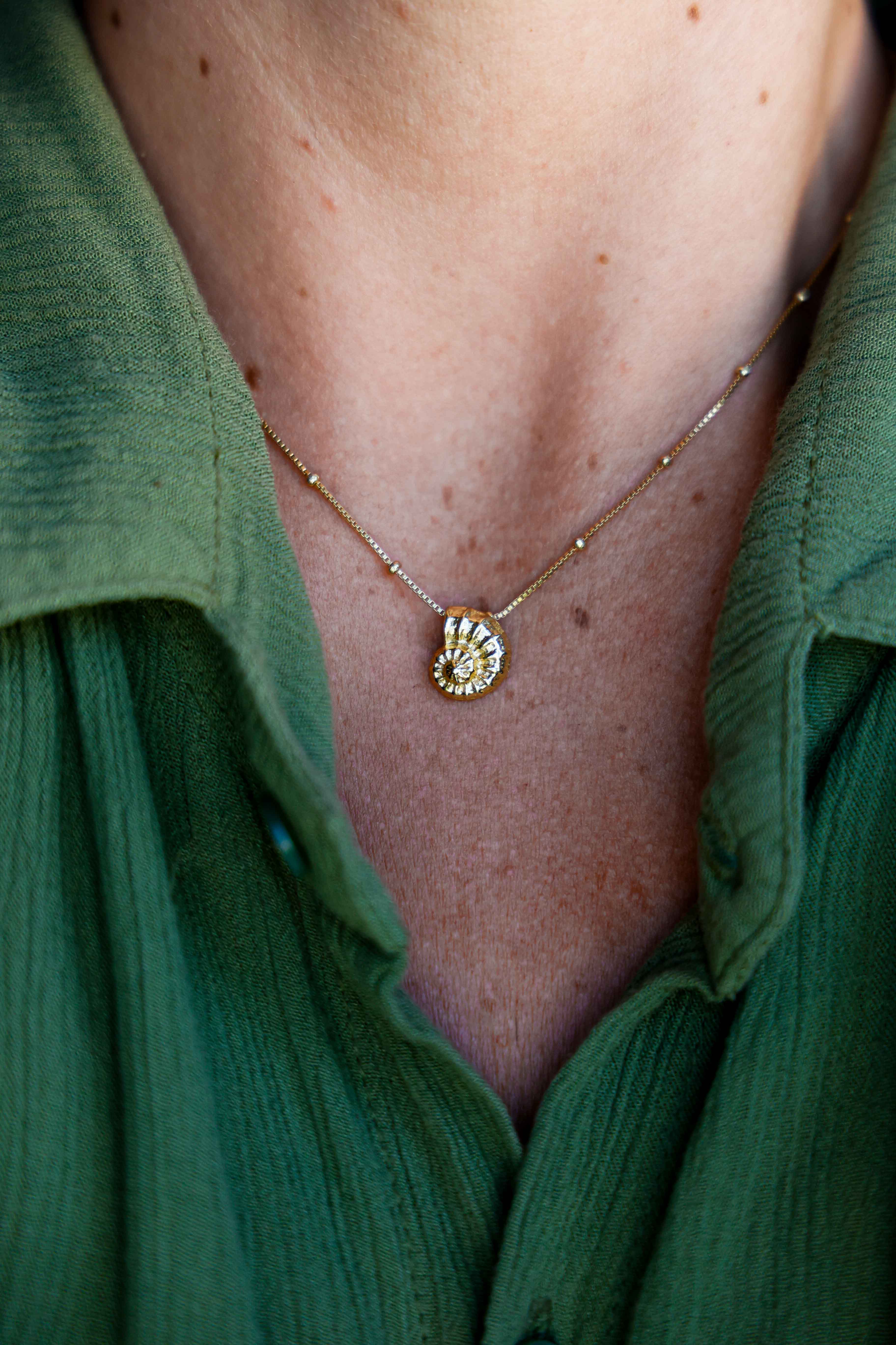 COLLAR CARACOLA GOLD