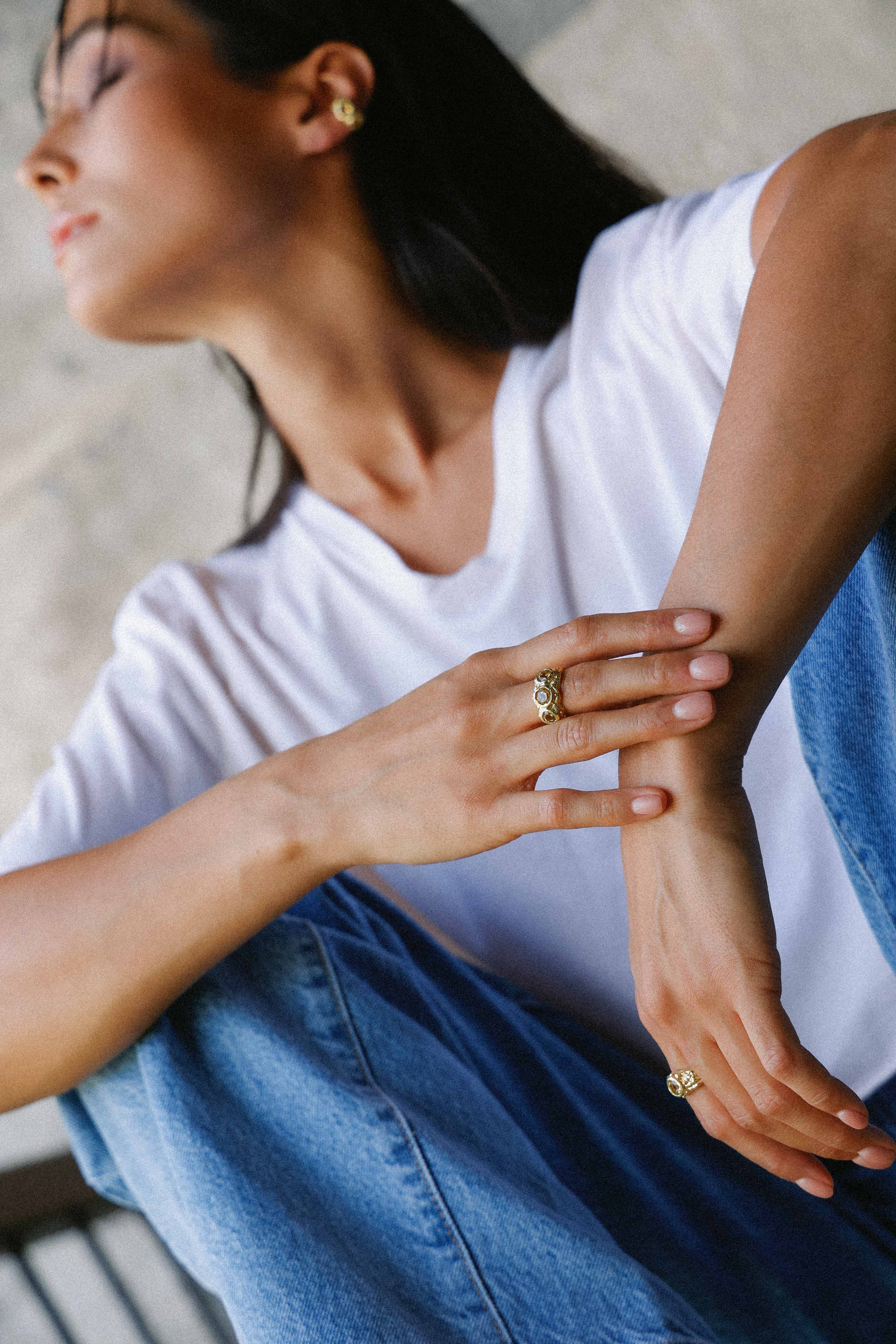 ARO EARCUFF SOLENE ORO Y CITRINO