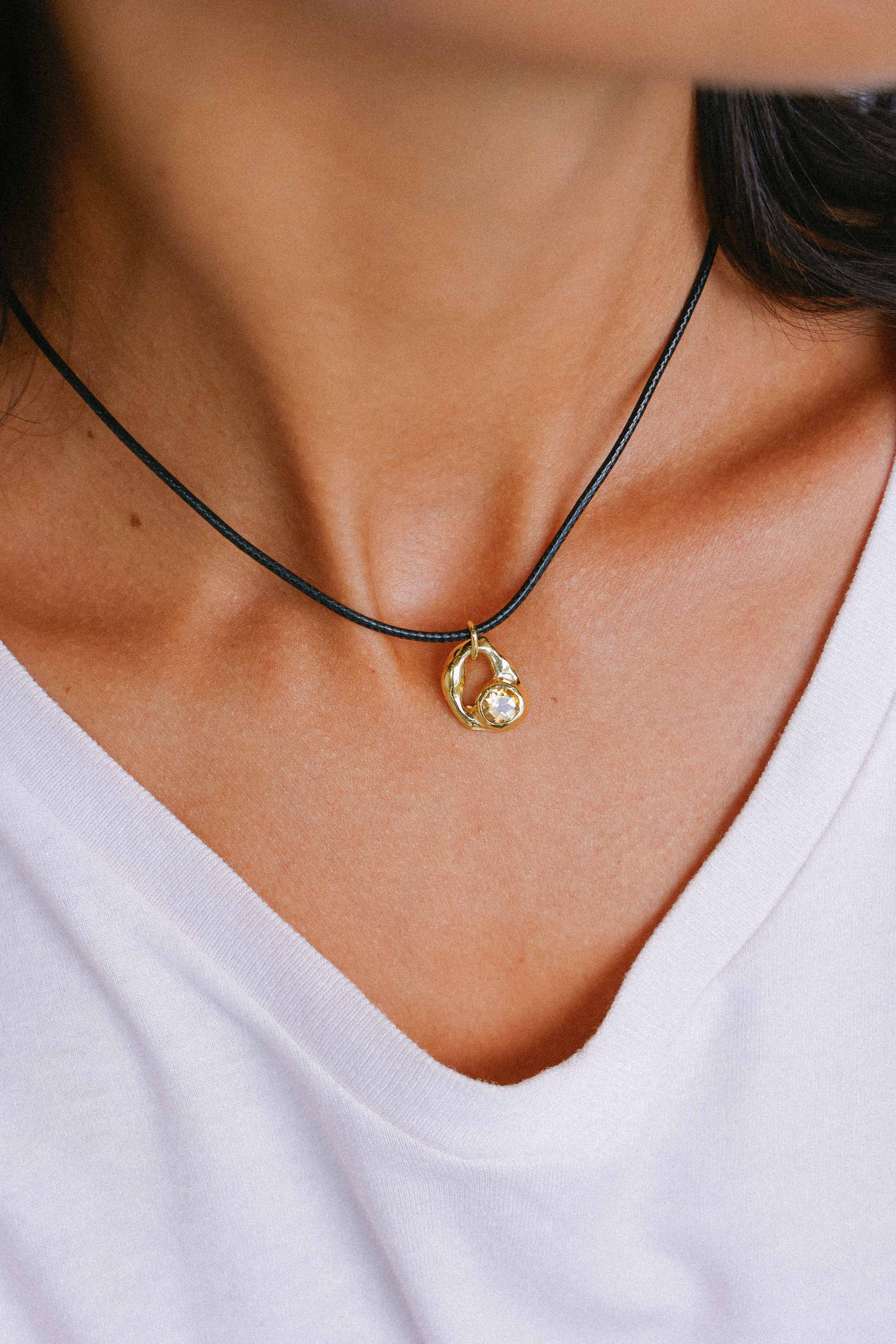 COLLAR SELES ORO Y CITRINO