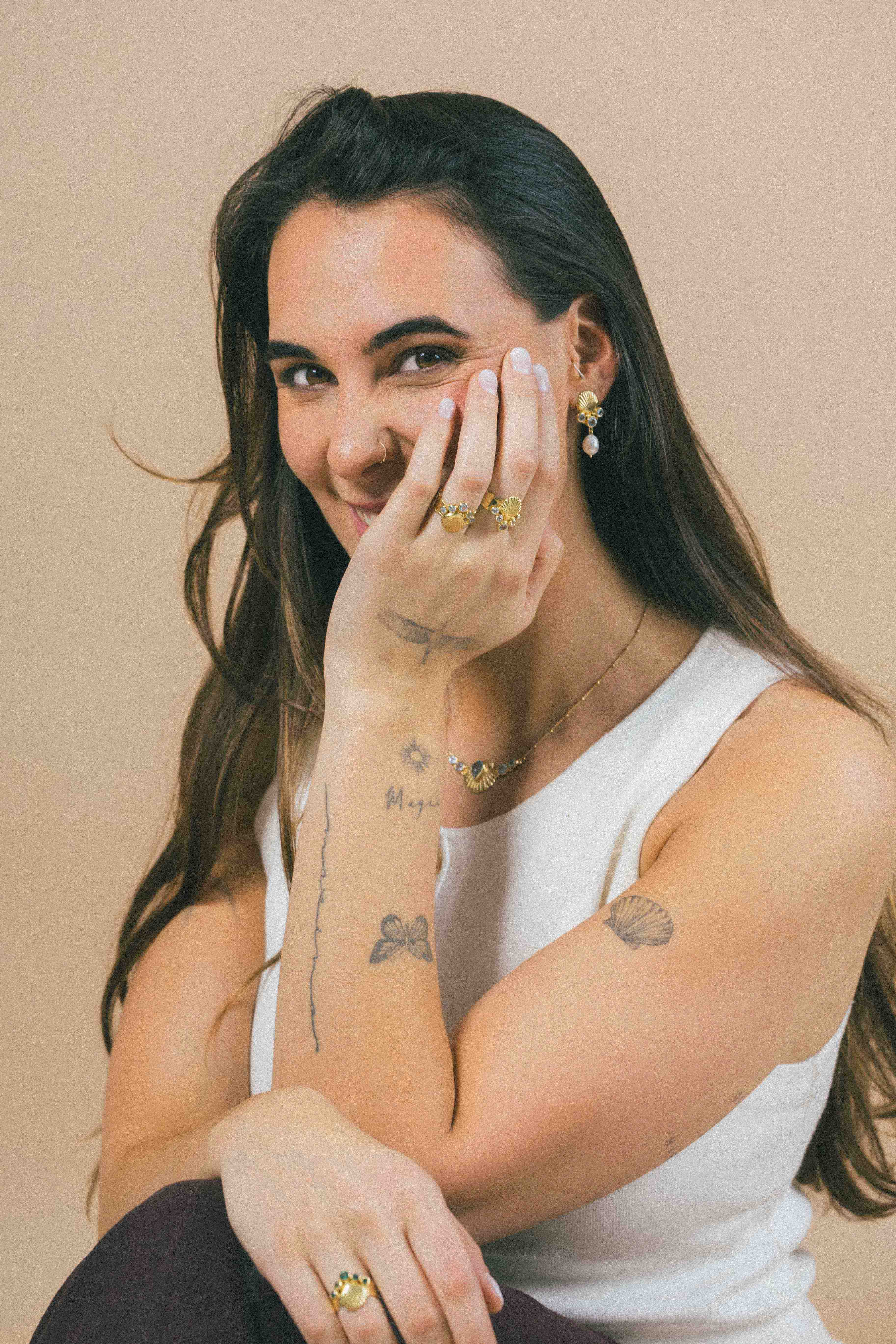 ANILLO CONMIISANKA GOLD DE TOPACIO BLANCO Y CELESTE