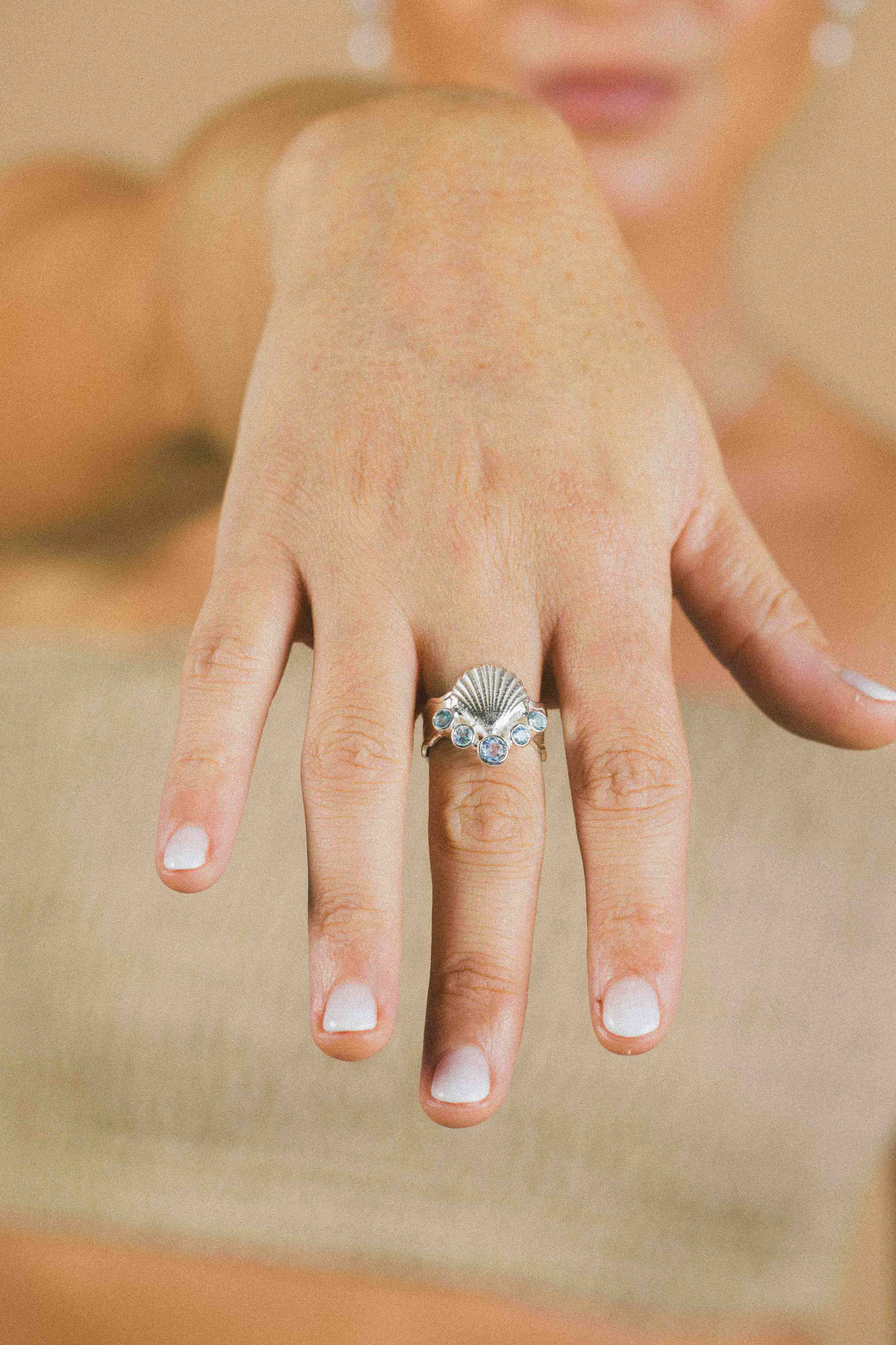 ANILLO CONMIISANKA DE PLATA Y TOPACIO CELESTE