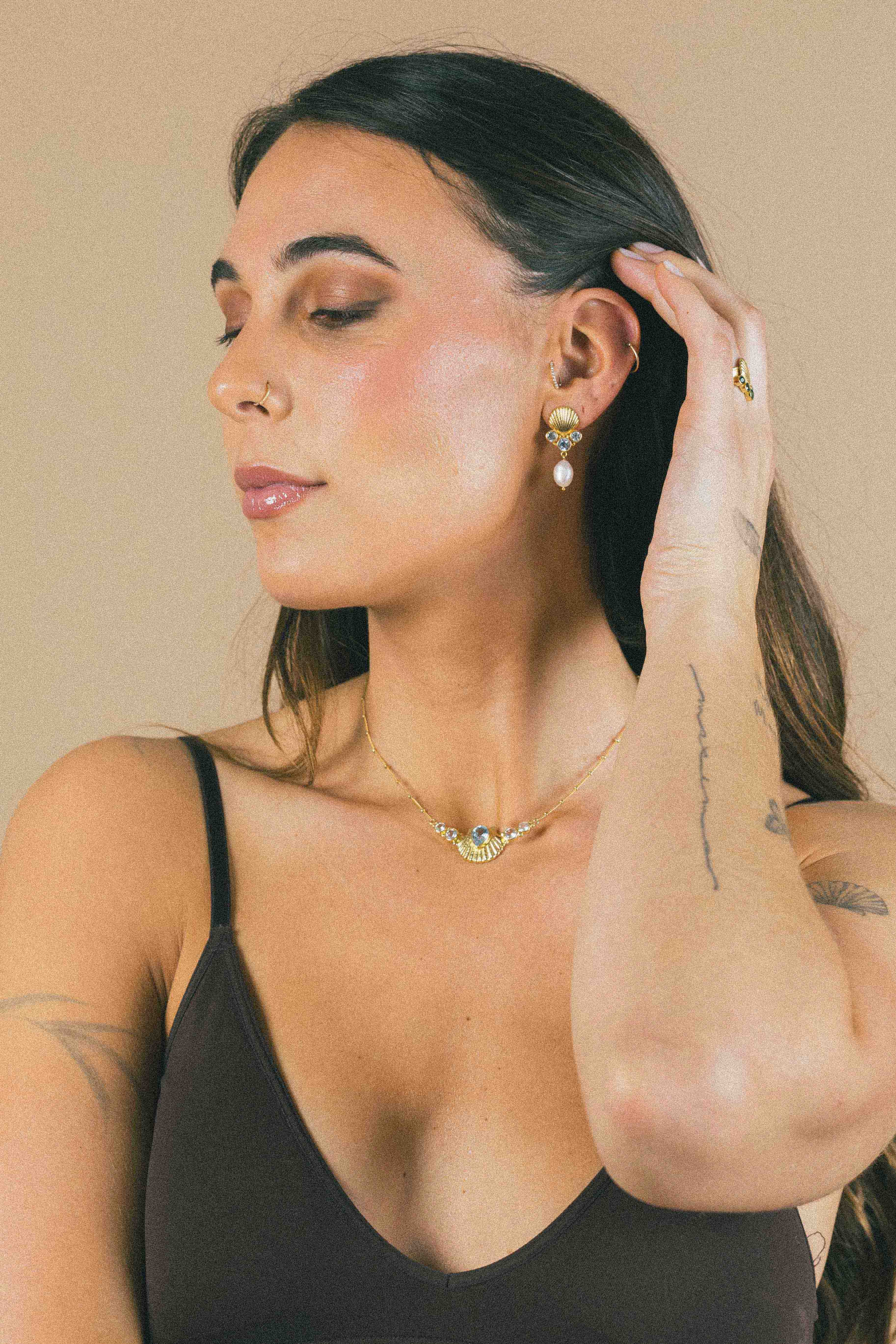 AROS CONMIISANKA GOLD DE TOPACIO BLANCO Y CELESTE